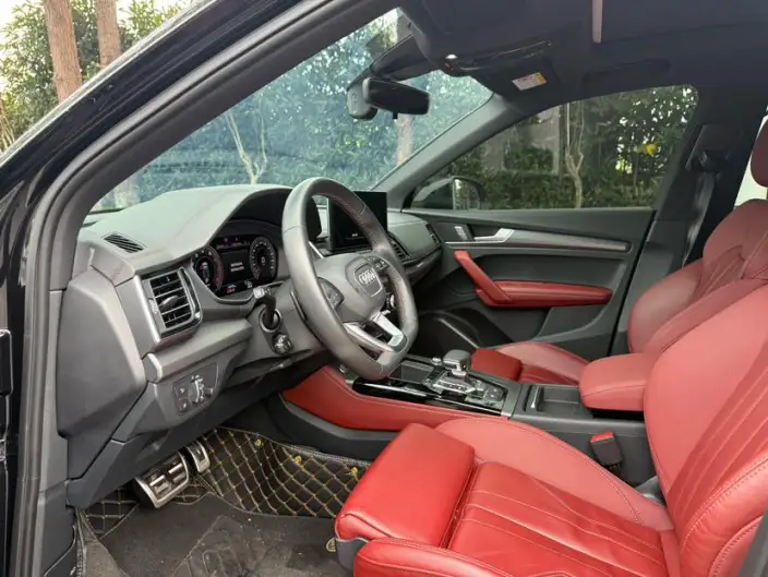 Audi Q5L 2024 Model 40TFSI Luxury Dynamic Model – фото 8