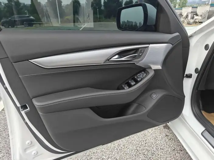 Cadillac CT5 2023 Model 28T Luxury Model Standard Edition – фото 7