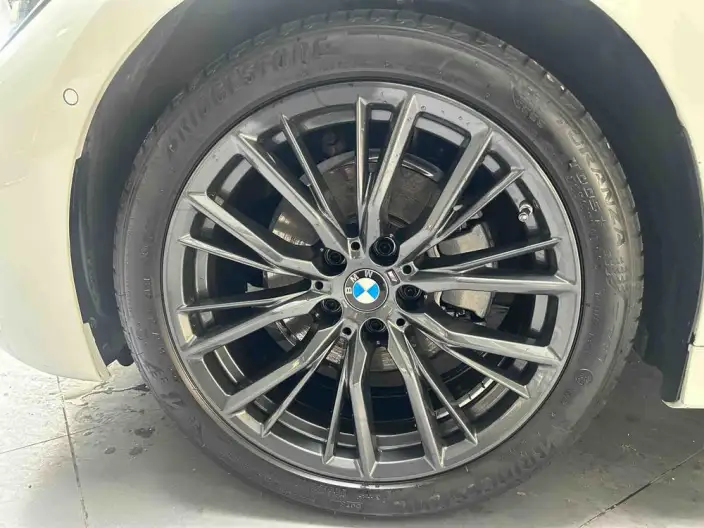 BMW 3 Series 2022 Model 325Li M Sports Night Set – фото 4
