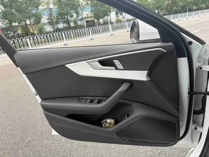 Audi A4 L 2024 Model 40 TFSI Fashion Dynamic Model – фото 5