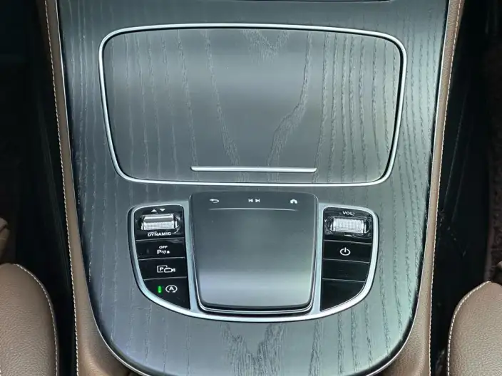 Mercedes-Benz E-Class 2022 Model Facelift E 300 L Fashion Model Sports sedan – фото 7