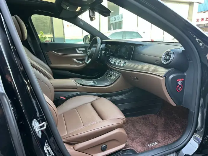Mercedes-Benz E-Class 2022 Model Facelift E 300 L Fashion Model Sports sedan – фото 8