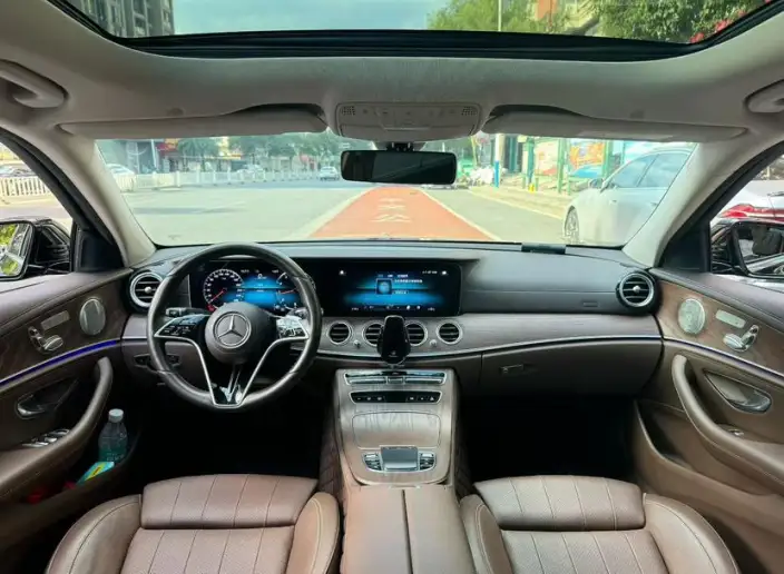 Mercedes-Benz E-Class 2022 Model Facelift E 300 L Luxury Model sedan – фото 7
