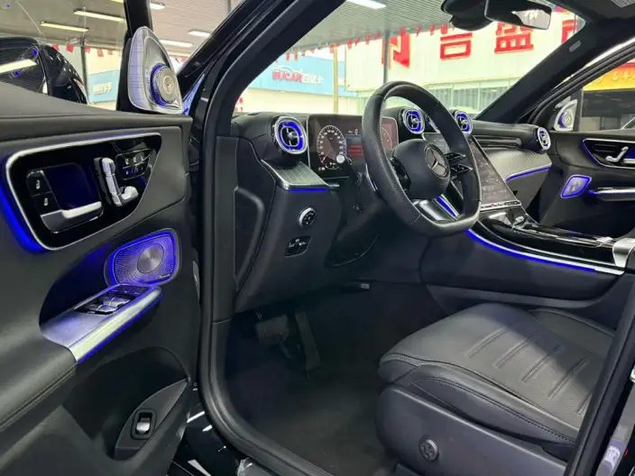 Mercedes-Benz GLC 2023 Model Facelift GLC 300 L 4MATIC Dynamic Model 7 seat – фото 9