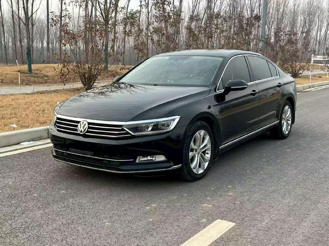 Volkswagen Magotan 2019 330TSI DSG Luxury China V – фото 1