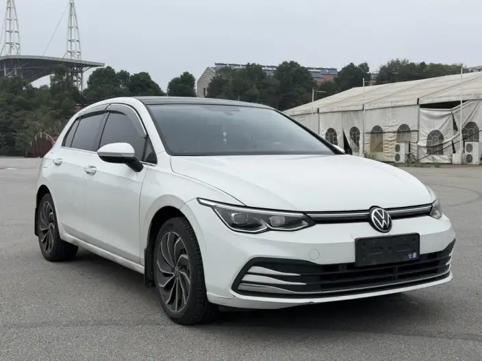 Volkswagen Golf 2023 Model 280TSI DSG Pro