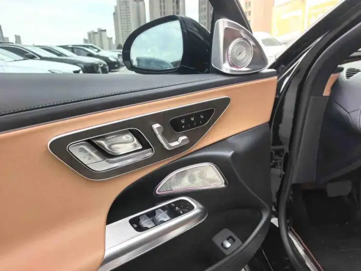 Mercedes-Benz E-Class 2024 Model E 300 L Luxury Model sedan – фото 6