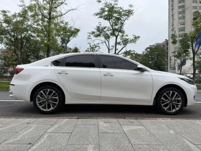 Kia K3 2021 Model Facelift 1.5L CVT Fashion Edition – фото 8