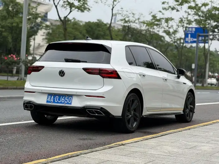 Volkswagen Golf 2021 Model 280TSI DSG R-Line – фото 7