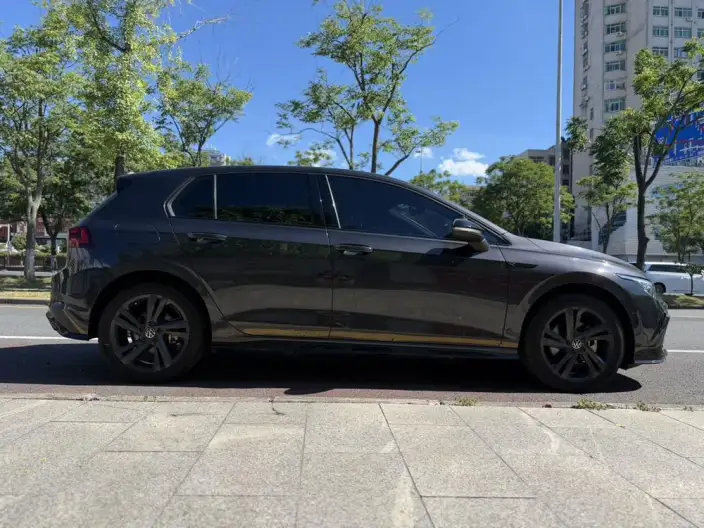 Volkswagen Golf 2021 Model 280TSI DSG R-Line – фото 8