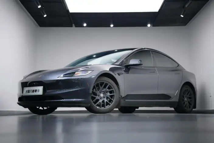 Model 3 2025 Model Rear-wheel drive version – фото 6