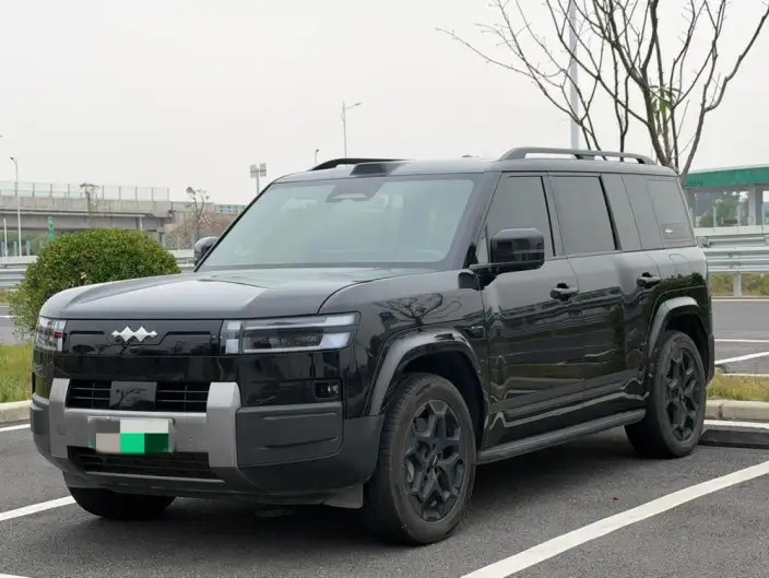 Titan 7 PHEV 2025 Model 190KM 4WD Ultra Edition
