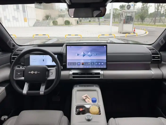 Titan 7 PHEV 2025 Model 190KM 4WD Ultra Edition – фото 5