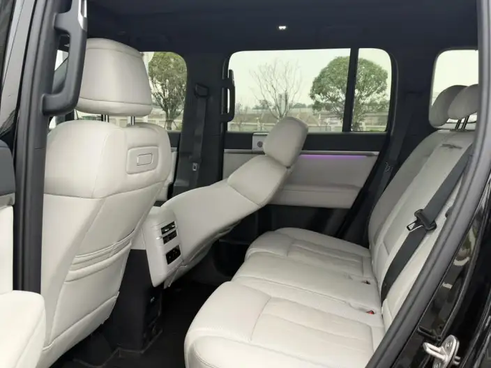 Titan 7 PHEV 2025 Model 190KM 4WD Ultra Edition – фото 8