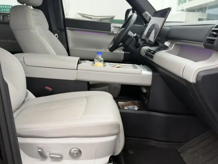 Titan 7 PHEV 2025 Model 190KM 4WD Ultra Edition – фото 9