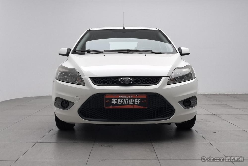 Ford Focus 2013 модификация лян кузов Classic 1.8L Manual Basic – фото 2