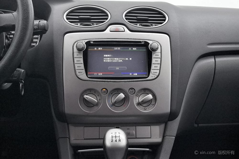 Ford Focus 2013 модификация лян кузов Classic 1.8L Manual Basic – фото 12
