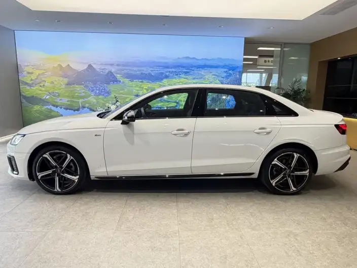 Audi A4 L 2024 Model 40 TFSI Luxury Dynamic Model