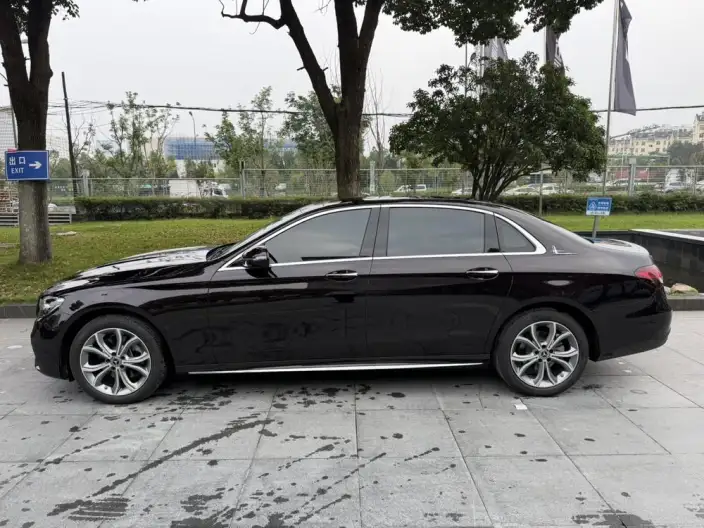 Mercedes-Benz E-Class 2023 Model Facelift E 300 L Fashion Model Sports sedan