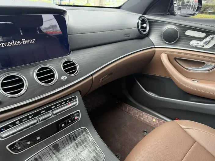 Mercedes-Benz E-Class 2023 Model Facelift E 300 L Fashion Model Sports sedan – фото 9