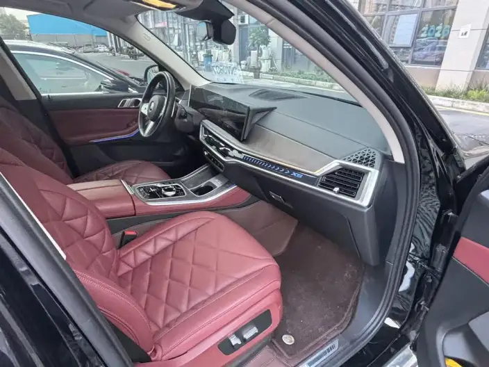 BMW X5 2023 Model xDrive30Li M Sports Set – фото 6