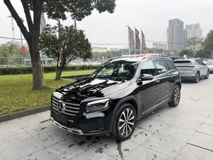 Mercedes-Benz GLB 2024 Model Facelift GLB 220 Fashion Model