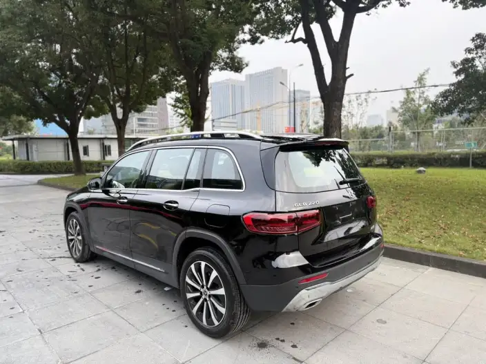 Mercedes-Benz GLB 2024 Model Facelift GLB 220 Fashion Model – фото 5