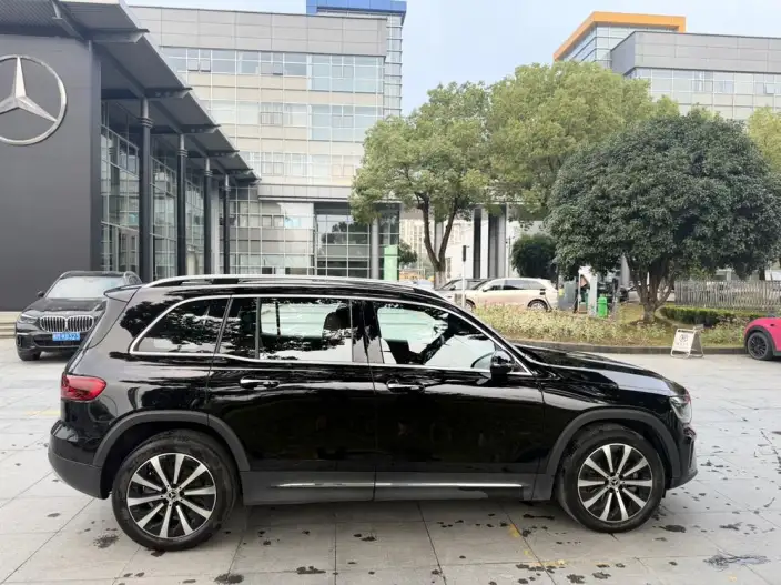 Mercedes-Benz GLB 2024 Model Facelift GLB 220 Fashion Model – фото 8