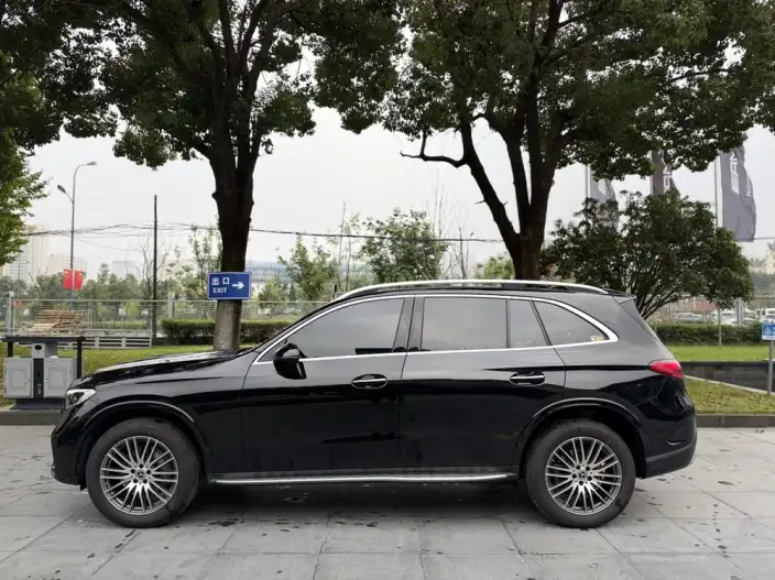 Mercedes-Benz GLC 2024 Model Facelift GLC 300 L 4MATIC Dynamic Model 7 seat