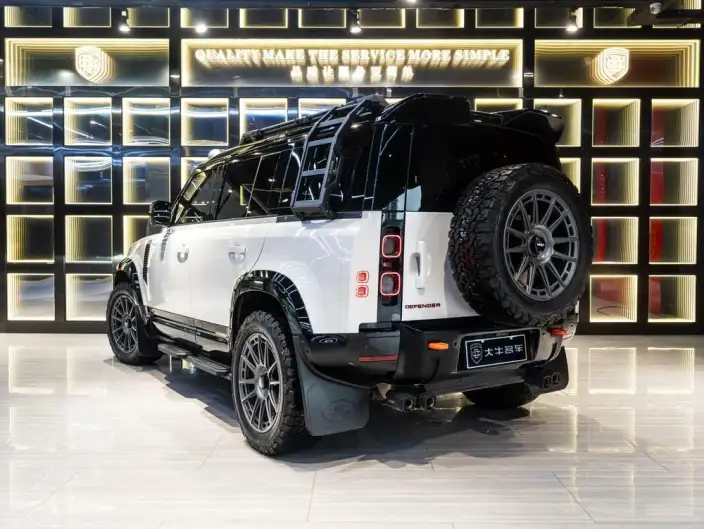 Land Rover Defender 2023 Model Facelift 110 3.0T X P400
