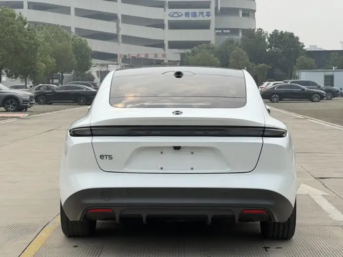 NIO ET5 2022 Model 75kWh – фото 5