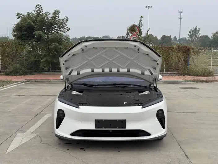NIO ET5 2022 Model 75kWh – фото 8