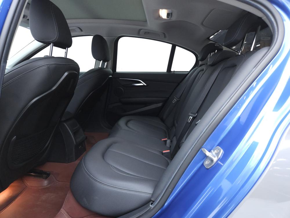 BMW 1 Series 2020 120i M Sport Package – фото 26