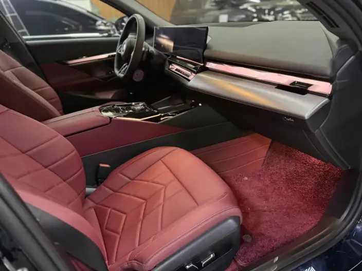 BMW 5 Series 2025 Model 530Li Leading Model Luxury Set – фото 9