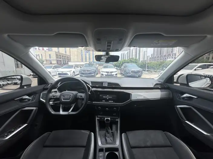 AUDI Q3 2022 Model 35 TFSI Fashion Dynamic Model – фото 9