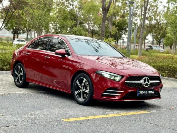 Mercedes-Benz A-class 2022 Model Facelift A 200 L Sports sedan Dynamic Edition