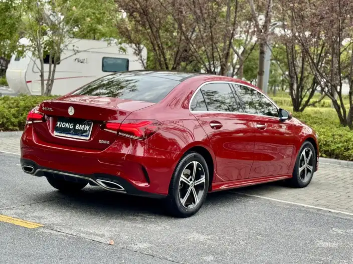 Mercedes-Benz A-class 2022 Model Facelift A 200 L Sports sedan Dynamic Edition – фото 6