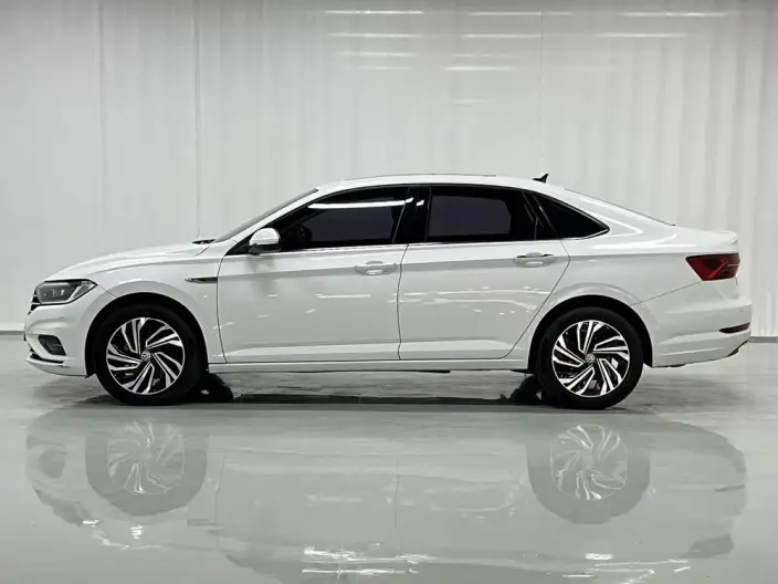 Volkswagen Sagitar 2022 Model 280TSI DSG Beyond Edition