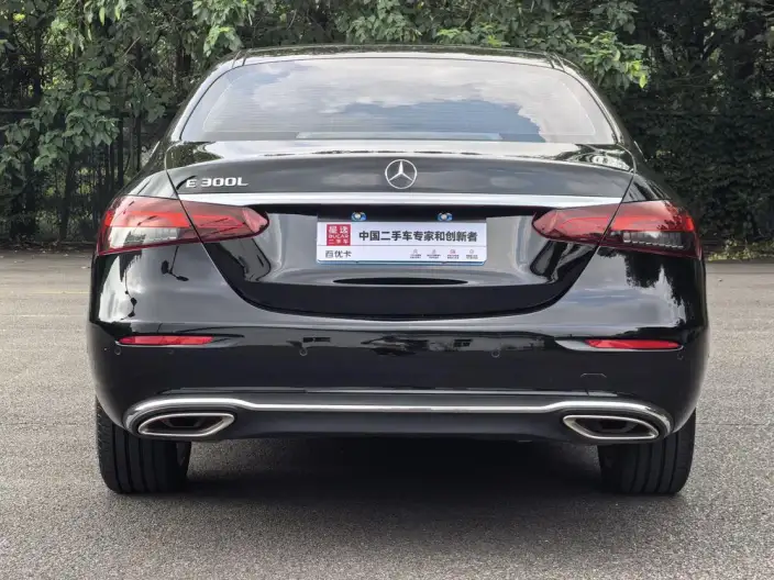Mercedes-Benz E-Class 2023 Model E 300 L Fashion Model sedan – фото 5