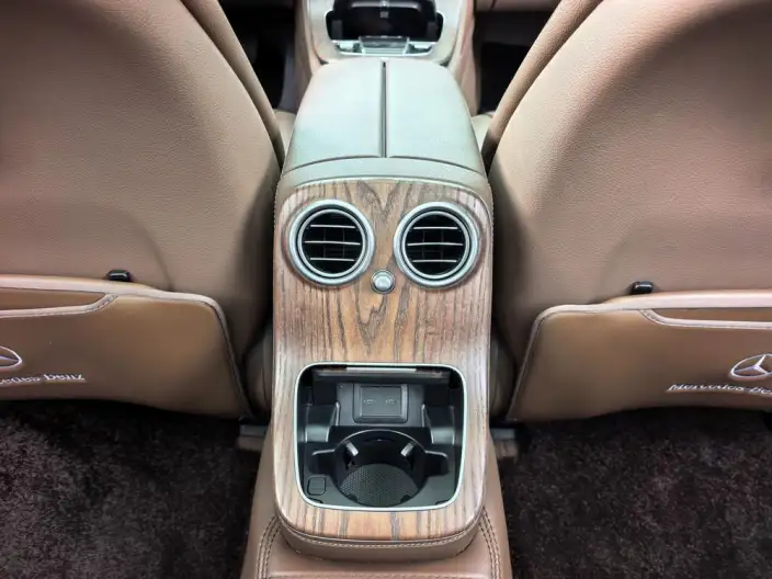 Mercedes-Benz E-Class 2023 Model E 300 L Fashion Model sedan – фото 8