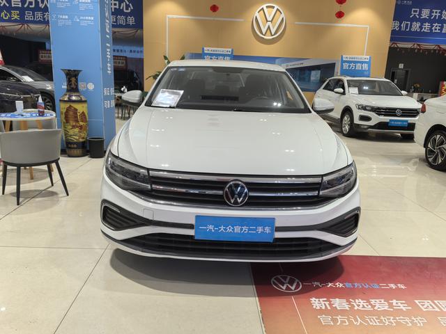 Volkswagen Bora 2023 200TSI DSG Smooth Travel – фото 2