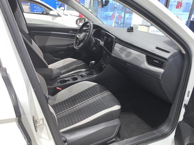 Volkswagen Bora 2023 200TSI DSG Smooth Travel – фото 6