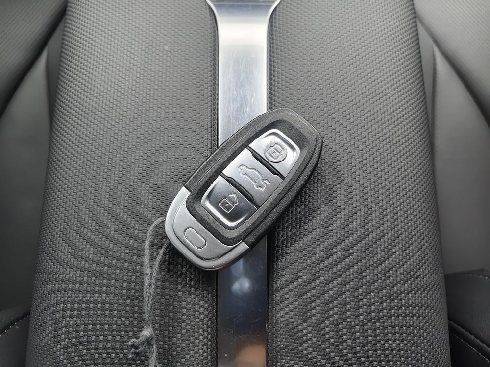 Hongqi E-QM5 2023 Modified Basic Traveler Edition – фото 11