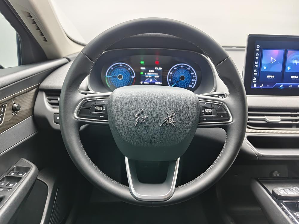 Hongqi E-QM5 2023 Modified Basic Traveler Edition – фото 16