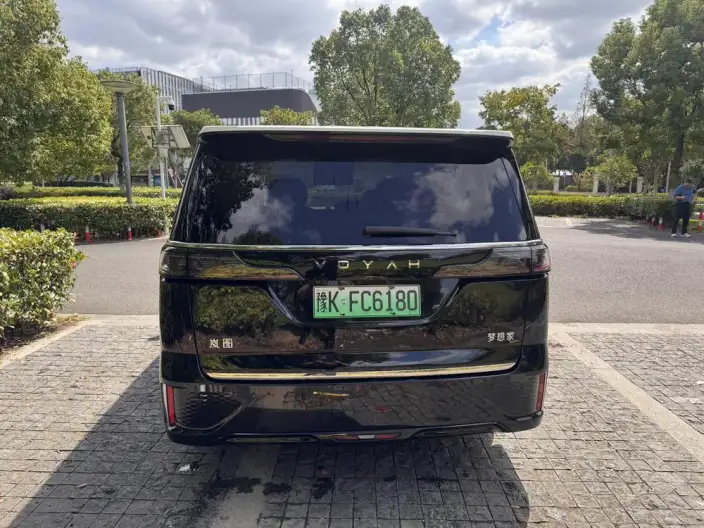 VOYAH Dreamer PHEV 2024 Model Ultra-long Endurance Ultimate Edition – фото 5