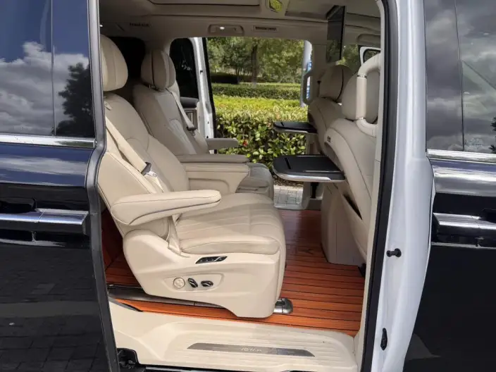 VOYAH Dreamer PHEV 2024 Model Ultra-long Endurance Ultimate Edition – фото 7
