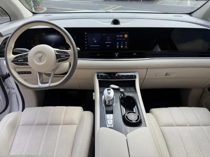 VOYAH Dreamer PHEV 2024 Model Ultra-long Endurance Ultimate Edition – фото 8