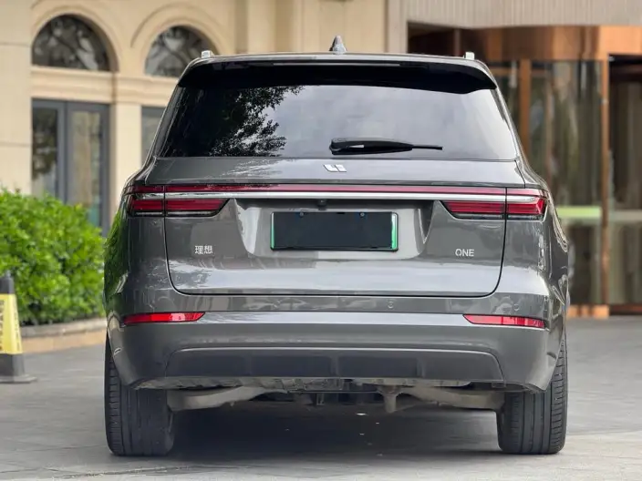 Li Auto ONE 2021 Model Extended Range 6 seat Edition – фото 5