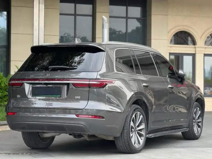 Li Auto ONE 2021 Model Extended Range 6 seat Edition – фото 6