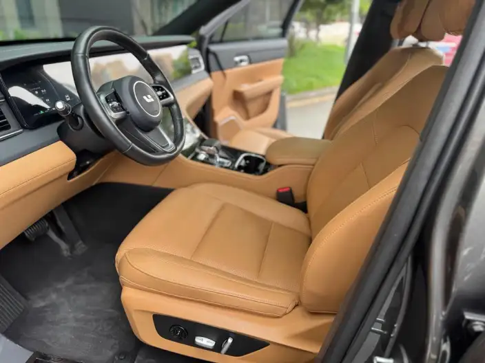 Li Auto ONE 2021 Model Extended Range 6 seat Edition – фото 9